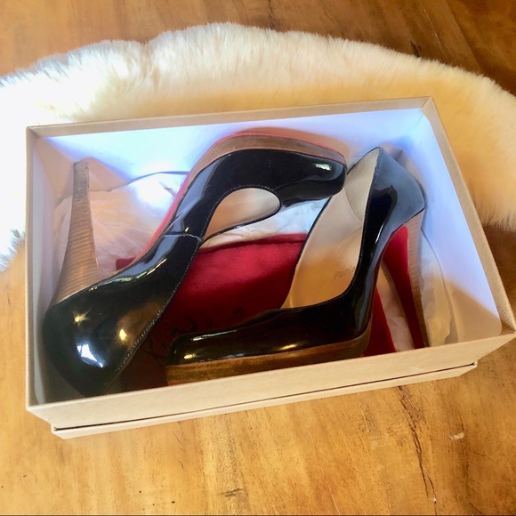 Christian Louboutin | Patent New Simple Pumps - 39 - Picture 8 of 13